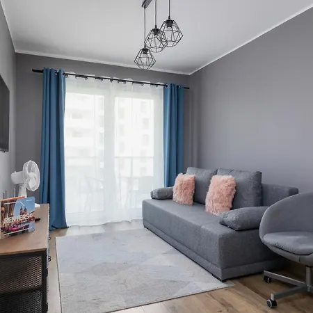شقة Comfy Pachonskiego With Parking In By Renters كراكوفيا