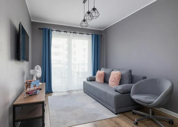 Apartment Comfy Pachonskiego With Parking In By Renters Krakau