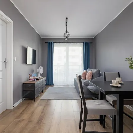 Comfy Pachonskiego With Parking In By Renters Apartamento Cracovia